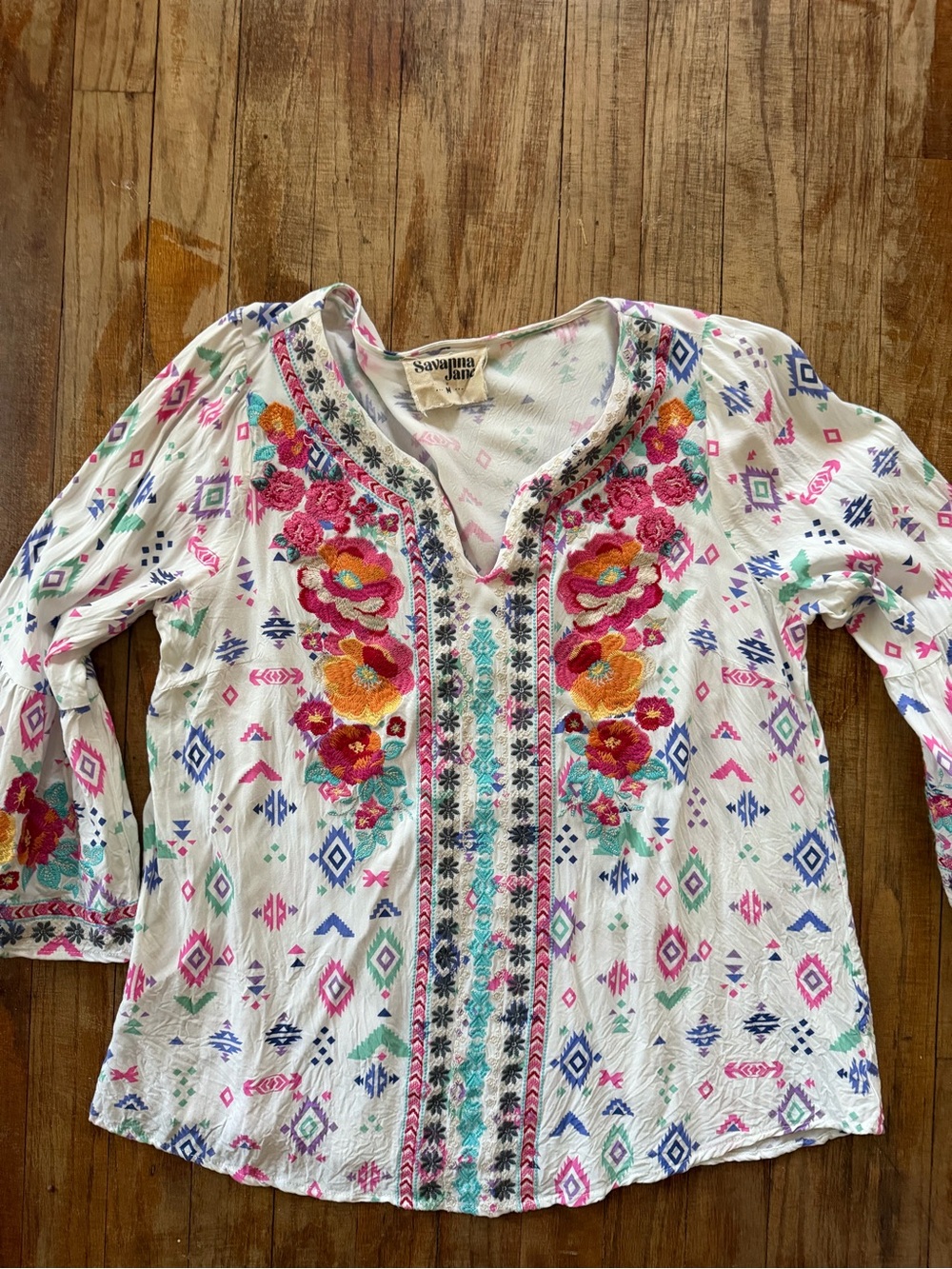Savanna Jane White Embroidered Floral V-Neck Tunic with Multicolor Motifs